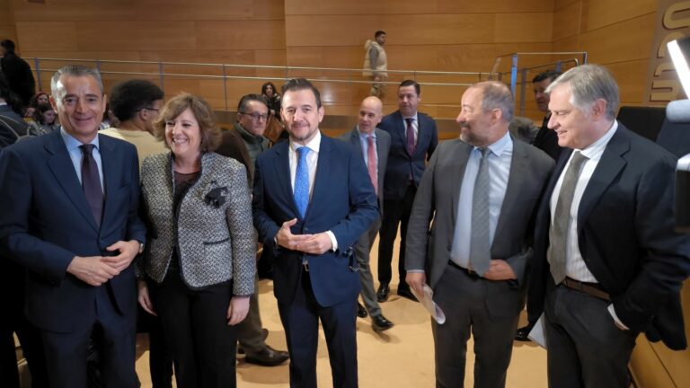 Cañizares anima a seguir avanzando en la senda de la internacionalización como vía para lograr un mayor desarrollo