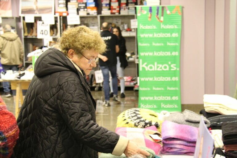 Arranca Alcázar Outlet con 900 metros cuadrados de ofertas inmejorables en los Salones Mabel