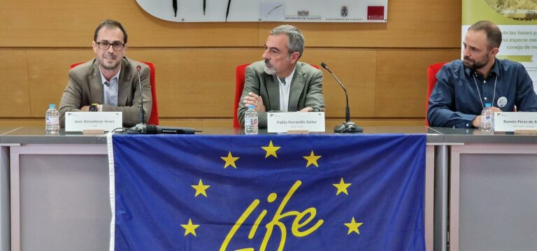 El Gobierno de Castilla-La Mancha promoverá el trabajo colaborativo a nivel ibérico para conseguir una mejor gestión de las poblaciones de conejo