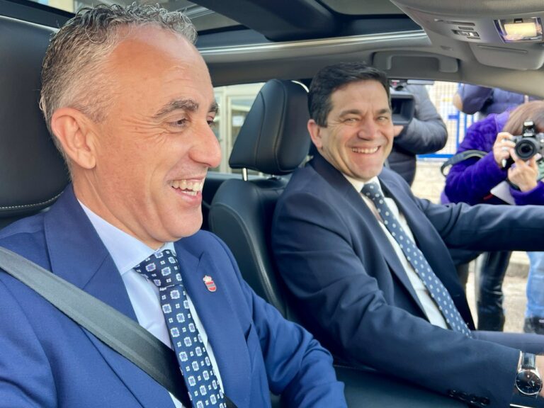 Valverde destaca la capacidad de transformación de Puertollano para situarse a la vanguardia tecnológica
