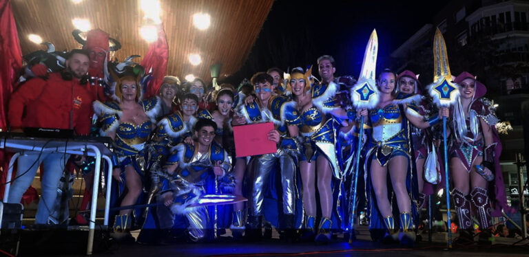 Puertollano: Sueños del Arte gana el premio «Josito» a la mejor carroza del desfile de carnaval