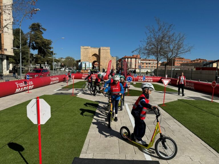 Un millar de escolares aprenderán normas básicas para la prevención de accidentes de tráfico y lesiones en el hogar