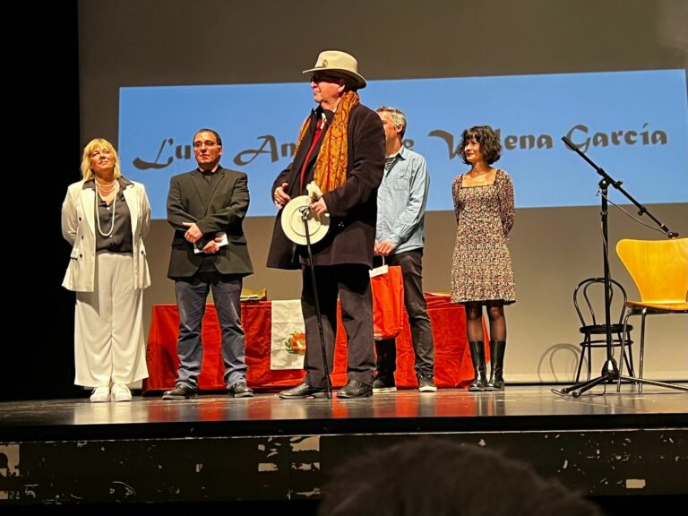 Premios “Literarios Atrevimientos” y “Premios Atrevidos” 2024