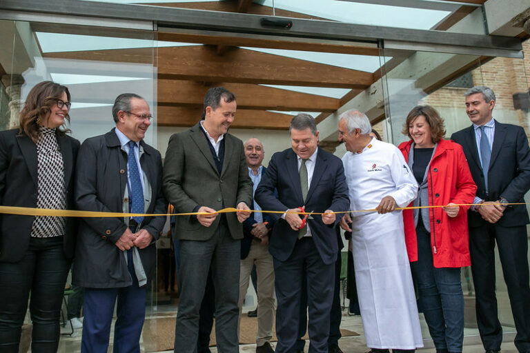 El Gobierno regional señala el turismo como una gran industria para el crecimiento económico y remarca el buen inicio de la Semana Santa