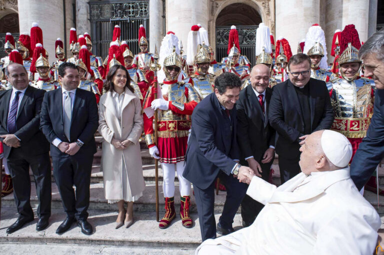 Valverde traslada al Papa Francisco la relevancia de la Ruta de la Pasión Calatrava