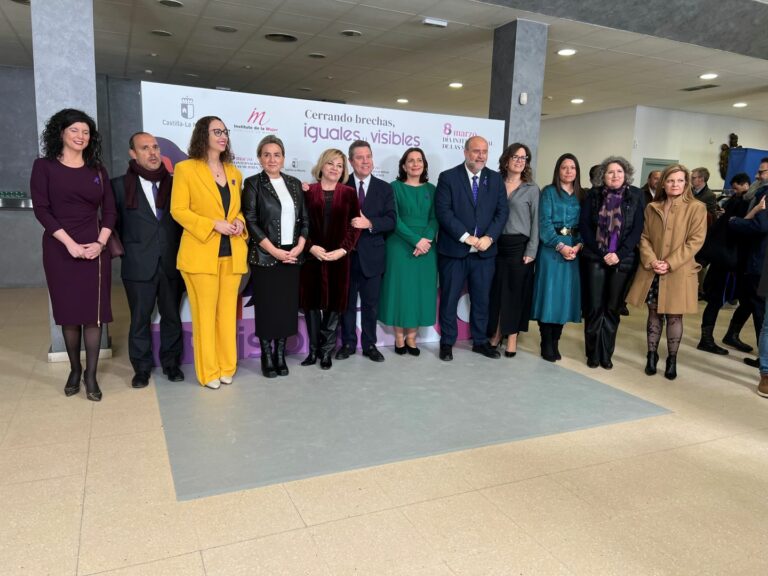 La delegada del Gobierno asiste al acto institucional de Castilla-La Mancha con motivo del Día de las Mujeres