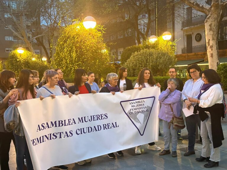 Concentración contra la Violencia Machista: “Nos queremos vivas”. Plaza del Pilar 22 de marzo