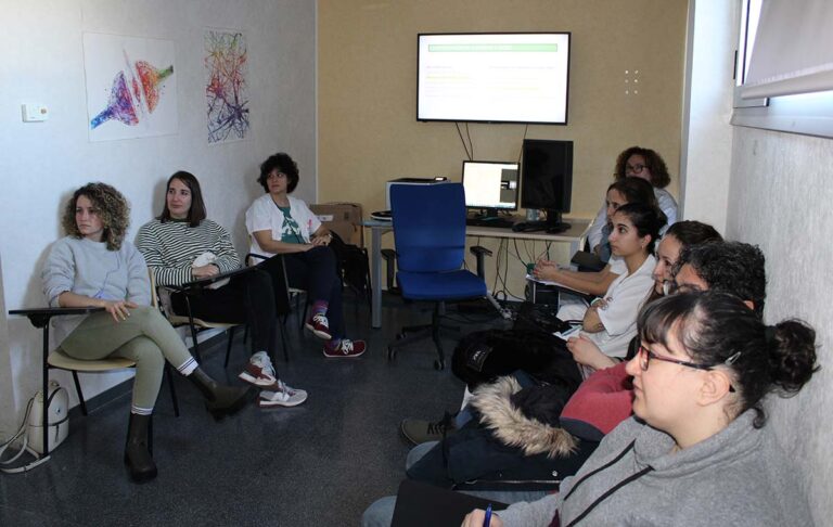 La Gerencia de Alcázar de San Juan potencia los conocimientos de su personal de Enfermería para mejorar la calidad de la atención a los pacientes con epilepsia