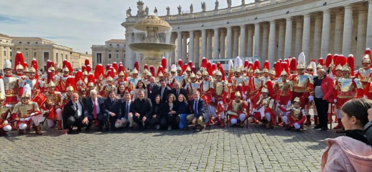 Pozuelo de Calatrava está presente en El Vaticano con la delegación de la Ruta de la Pasión Calatrava