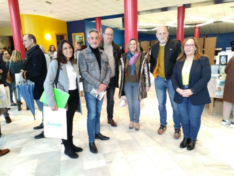 El Gobierno regional destaca el millón de euros destinado en el último año a la contratación de personal, adquisiciones bibliográficas y equipamiento en bibliotecas