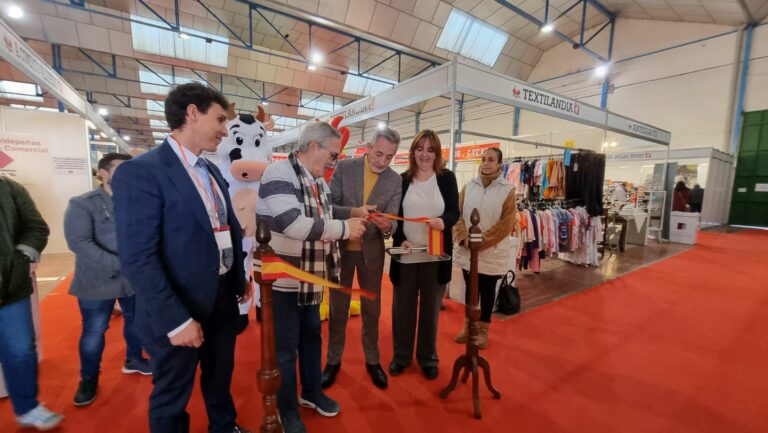 Martín: “Cumplimos 20 años, es la feria más antigua en la región y nos han emulado en otras localidades”
