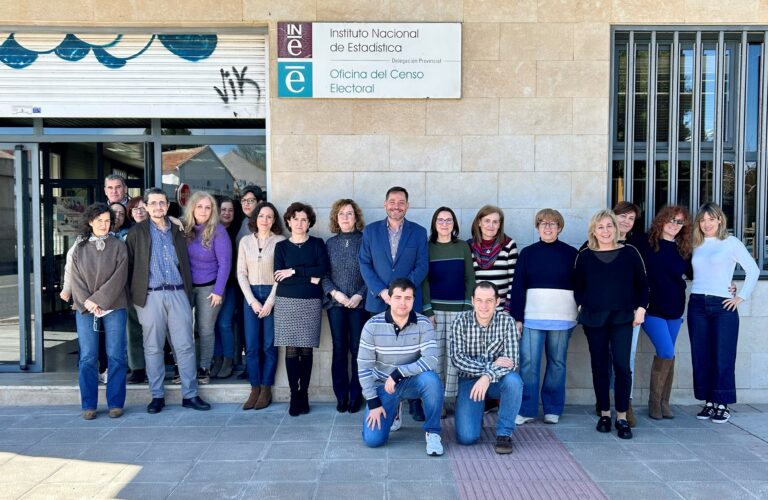 El subdelegado del Gobierno de España en Ciudad Real ha visitado el Instituto Nacional de Estadística  