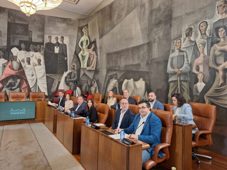 PP y Vox “olvidan intencionadamente que el programa de apoyo nutricional es un programa financiado con Fondos Europeos y con una duración concreta”