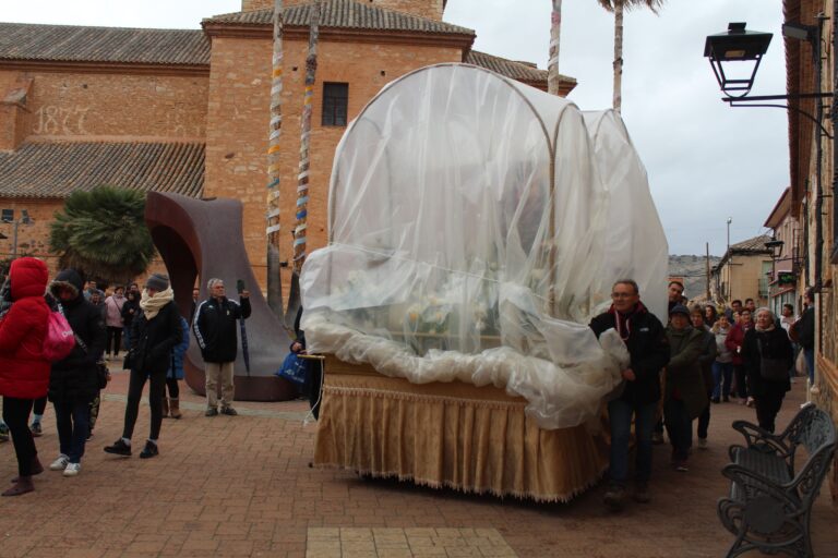 La lluvia no impidió que Granátula de Calatrava disfrutara de su Romería de la Virgen de Oreto y Zuqueca