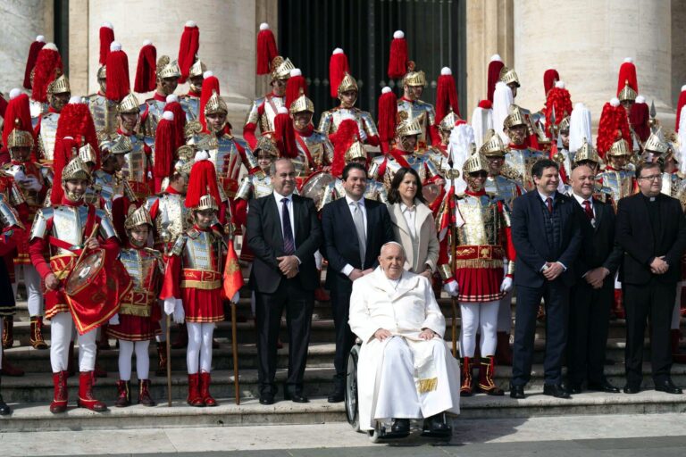 La delegación de la Ruta de la Pasión Calatrava vuelve muy satisfecha de su viaje a Roma
