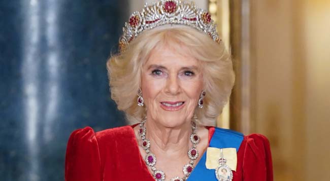 La reina Camila, «agotada», recala en el casoplón de la nobleza inglesa muy cerquita de Puertollano