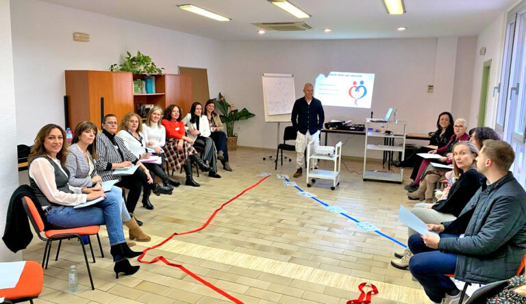 Puertollano: Trabajadoras municipales de Servicios Sociales se forman en gestión de conflictos y cuidado de las relaciones con los ciudadanos