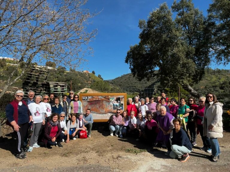 Fuencaliente reconoce la carrera profesional de la arqueóloga Macarena Fernández