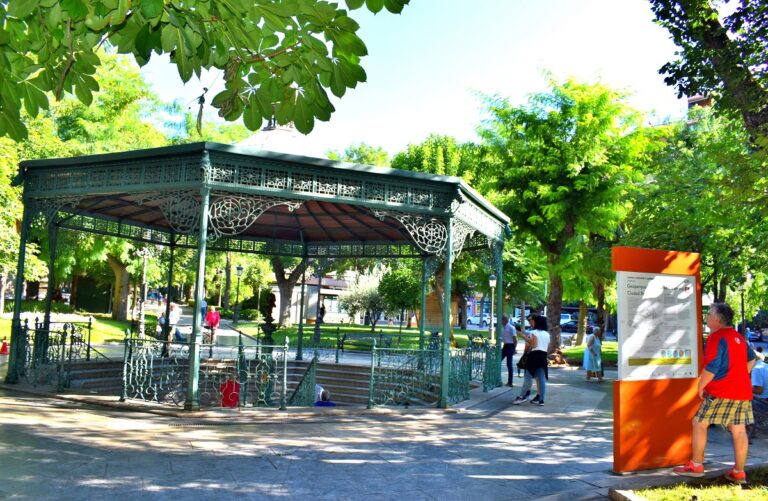 La revista Viajar teclea «pueblos feos» en la IA y le sale Puertollano