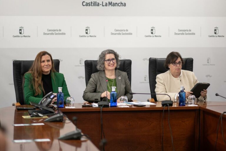 El Gobierno de Castilla-La Mancha reconoce a ‘Los hombres del río’ de Daimiel, ‘Hidralab Ingeniería’ y los ‘Guardianes del Tajo’ en los premios del Día Mundial del Agua