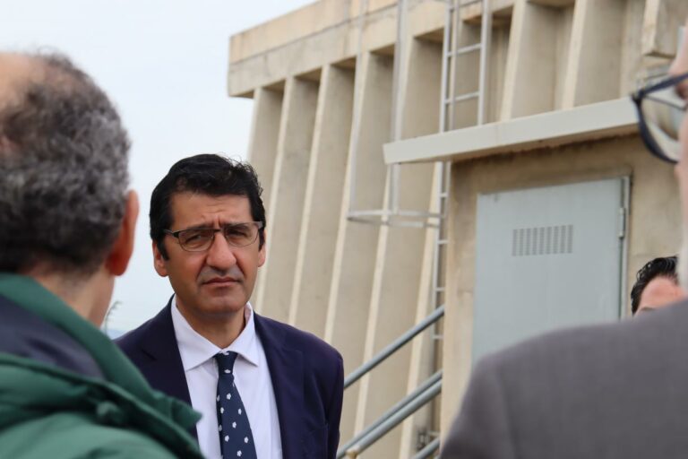 El Gobierno regional asegura que el canon del agua no afectará a las familias que hagan un uso responsable de este recurso