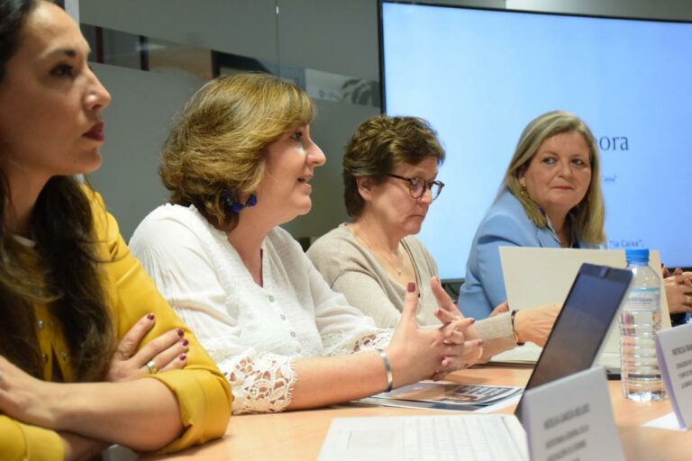 El Gobierno regional activa más de 19.000 ayudas directas a la contratación en empresas de participantes en planes de empleo, 5.300 en Ciudad Real