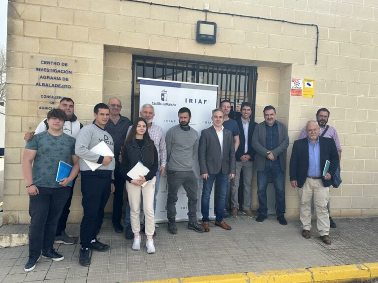 El Instituto Regional de Investigación y Desarrollo Agroalimentario y Forestal destinará este año 355.000 euros a 200 cursos de formación