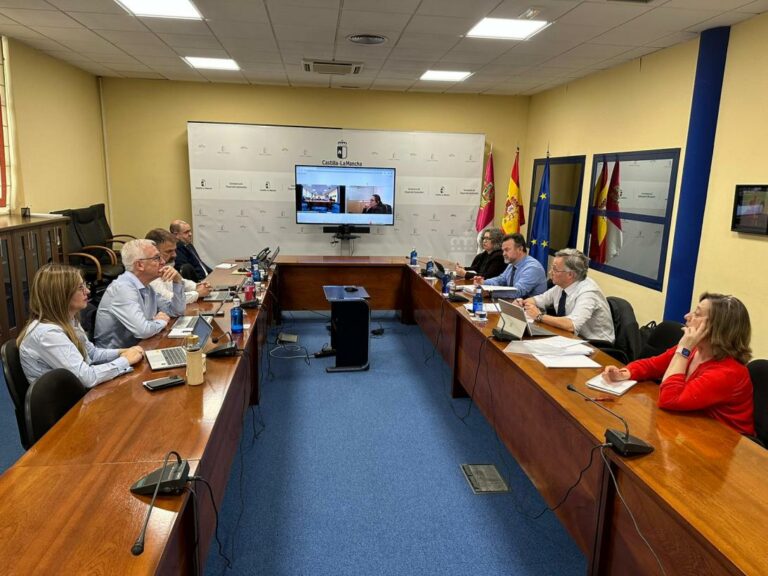 El Gobierno regional destaca al ISFOC de Puertollano como instrumento fundamental para liderar la investigación y el desarrollo en las tecnologías fotovoltaicas
