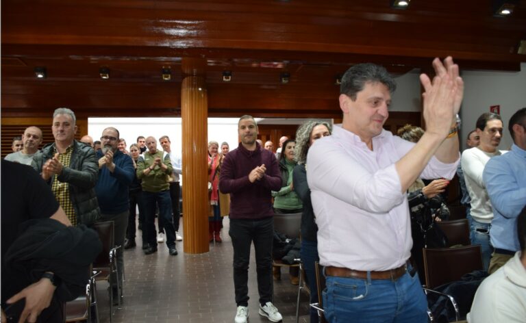 Los policías locales de Puertollano rompen en aplausos tras la aprobación de su mejora salarial