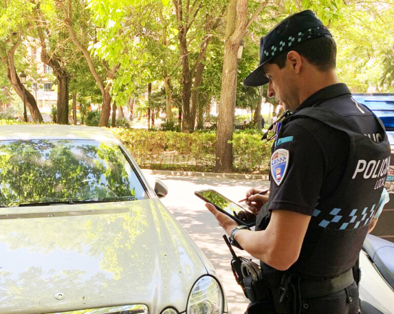 La Policía Local de Puertollano denuncia en una semana a 60 conductores por no utilizar el cinturón de seguridad