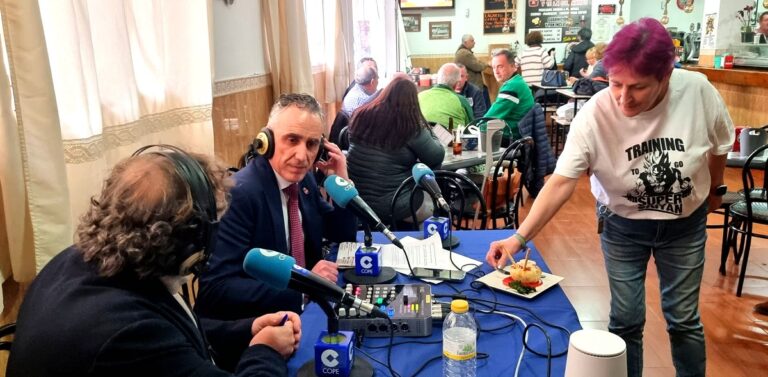 Miguel Ángel Ruiz invita a disfrutar del arte culinario de Puertollano en «Yo soy tapeador»