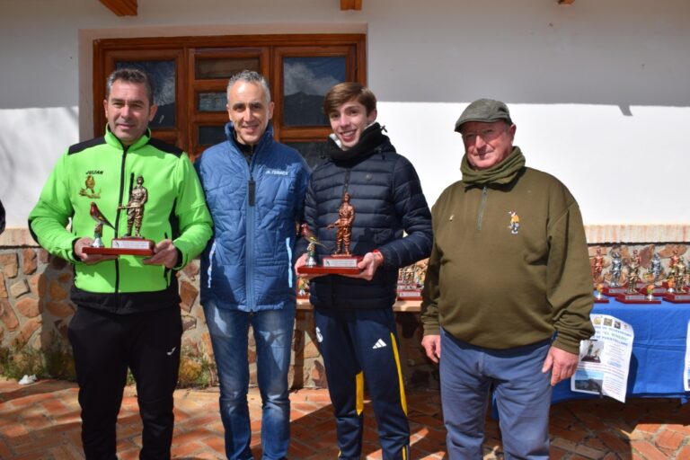 Puertollano: La Sociedad Pajaril celebró en la Dehesa Boyal el concurso abierto de silvestrismo «El minero»