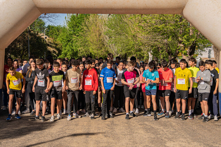 La AMPA Dulcinea junto con el IES Alonso Quijano de Argamasilla de Calatrava organizan la II Carrera del Hornazo