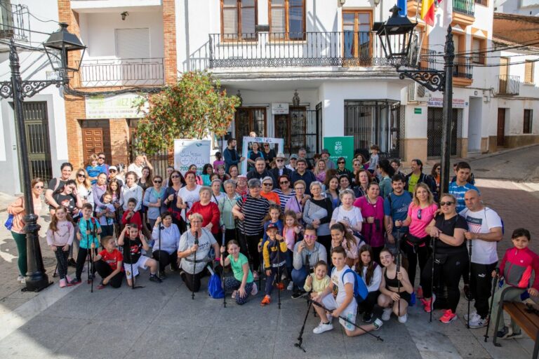 El Gobierno de Castilla-La Mancha conciencia a los vecinos de Fuencaliente sobre los beneficios que aporta la práctica deportiva y el ocio saludable