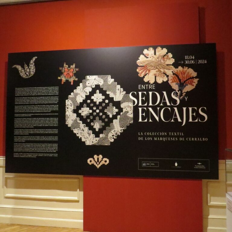El Museo Cerralbo inaugura la exposición temporal ‘Entre sedas y encajes. La colección textil de los marqueses de Cerralbo’