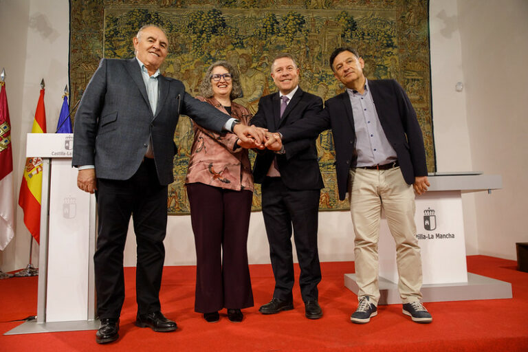 El Gobierno de Castilla-La Mancha firma la revisión del Plan de Gestión de zonas ZEPA de ambientes esteparios que aúna desarrollo económico y protección del medio natural