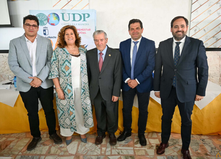 Valverde destaca la importancia del envejecimiento activo en el encuentro de voluntarios de la UDP