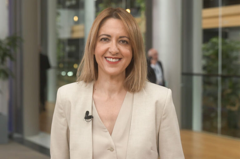 La castellanomanchega Maestre (PSOE) repite como eurodiputada y el albaceteño Pedro Narro (Vox) se queda en puertas