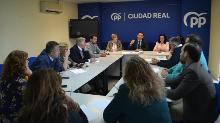 Valverde: “Sánchez se ha burlado de todos los españoles, montando un teatro infame, algo inaudito en cualquier democracia”
