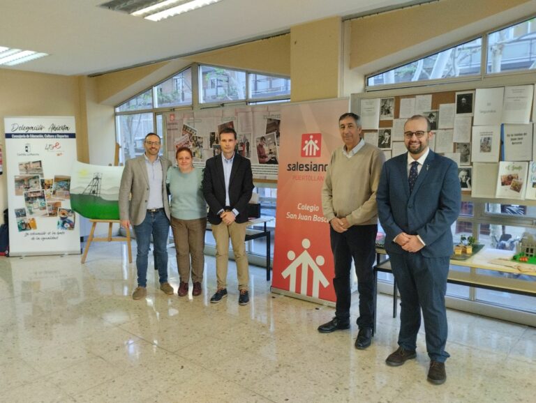 El colegio Salesianos de Puertollano acerca los trabajos literarios realizado por su alumnado en una nueva propuesta expositiva de ‘Delegación Abierta’