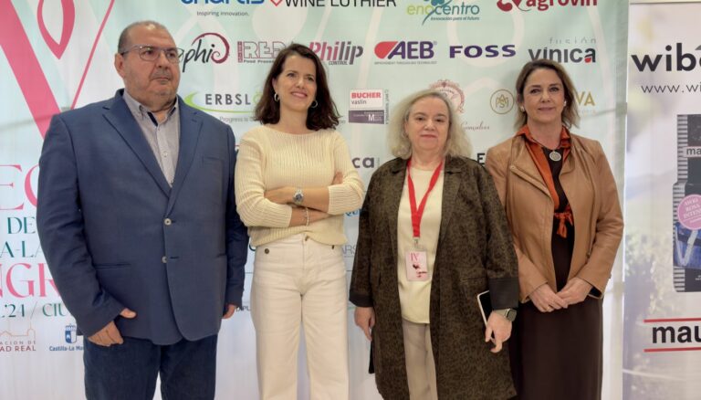 “Dignificar la profesión, apoyar la investigación y acercarse a la Juventud”