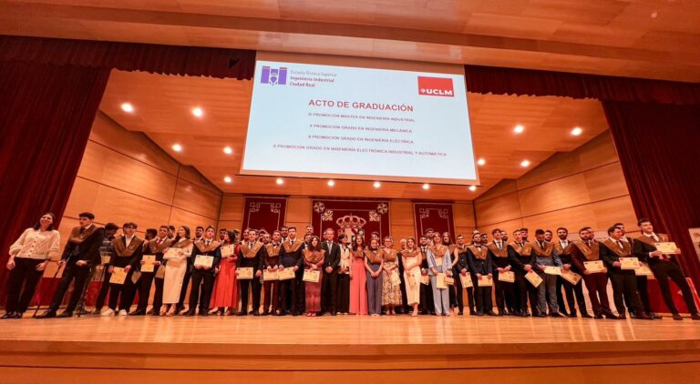 71 nuevos ingenieros industriales se gradúan en la Escuela Técnica Superior de Ciudad Real