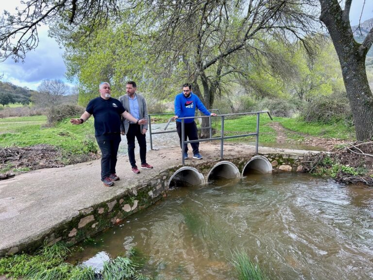 El subdelegado del Gobierno de España en Ciudad Real se interesa por la situación de la pedanía de Ventillas