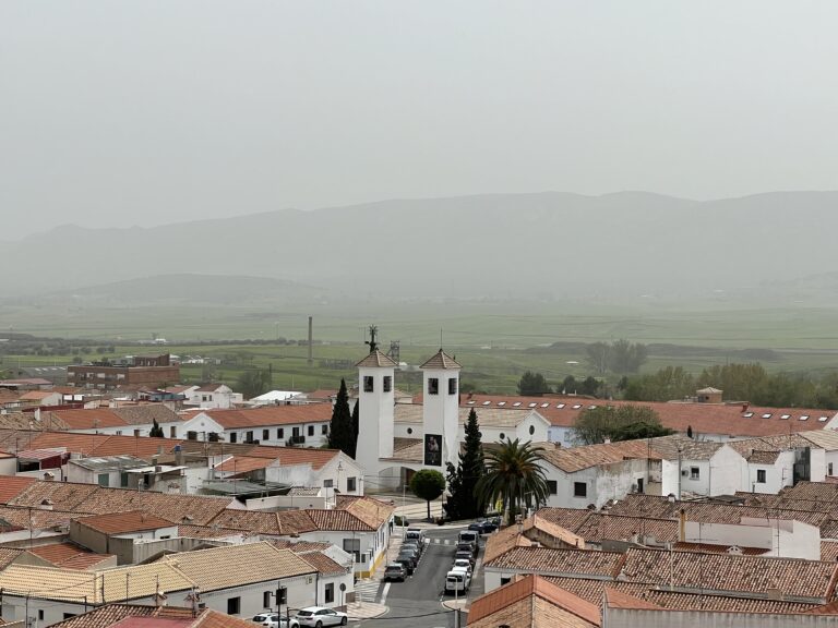 La gran masa de aire sahariano eleva el nivel de partículas en Puertollano