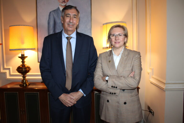 El Gobierno de Castilla-La Mancha felicita a María del Carmen Cañizares Ruiz tras su incorporación al Instituto de Estudios Manchegos