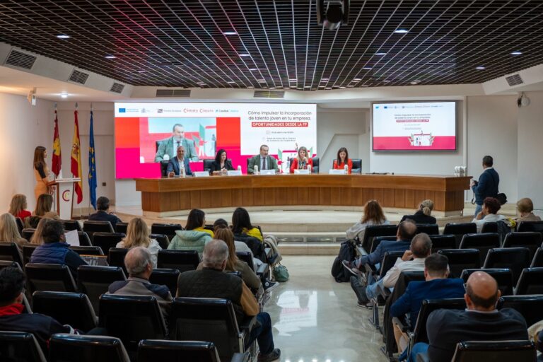CaixaBank Dualiza y la Cámara de Comercio de Ciudad Real acercan la FP a más de 50 empresas de la provincia