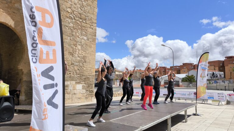 Ciudad Real: ‘Muévete por la ELA’ llena la Puerta de Toledo de solidaridad