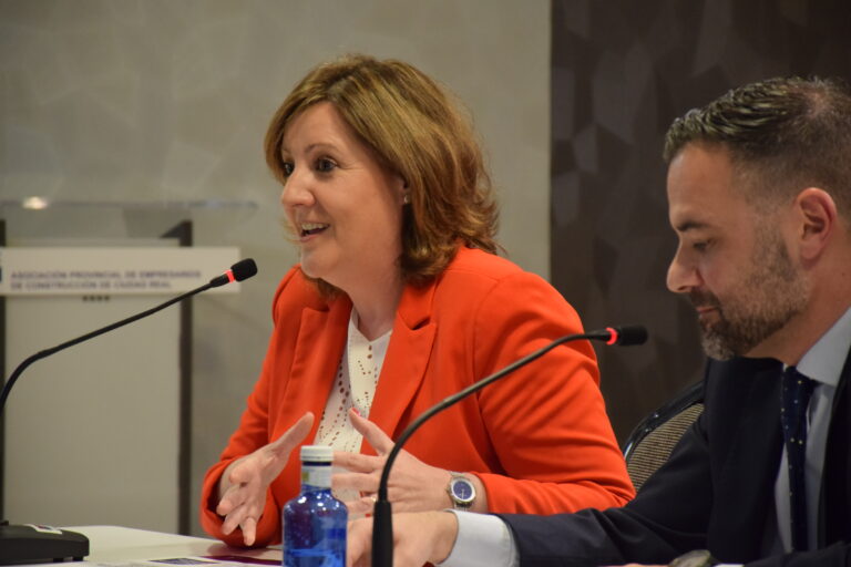 El Gobierno de Castilla-La Mancha señala la industrialización y la formación como factores clave de futuro para el sector de la construcción