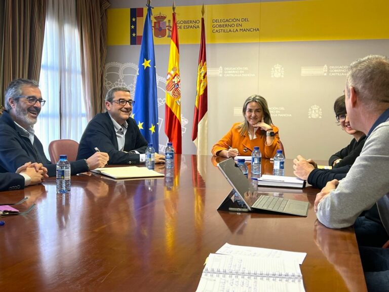 La delegada del Gobierno pone a disposición de la Mesa del Tercer Sector de Castilla-La Mancha los recursos de la Administración General del Estado en la región