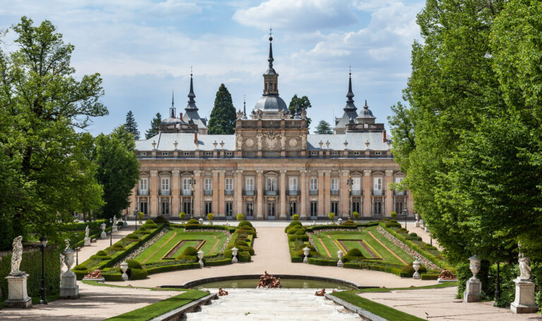 La Granja celebra su tricentenario con la apertura de nuevos espacios y el inicio de las obras en la fuente de La Cascada